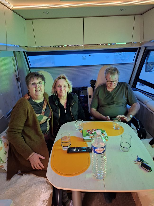 Skippo spielen bei Rita uns Jupp 