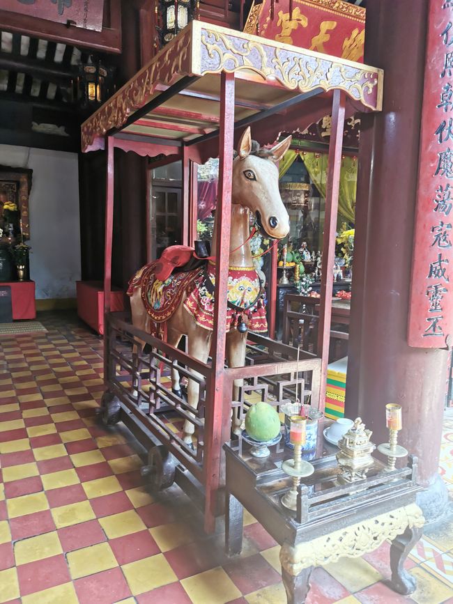 In esplorazione e shopping a Hoi An
