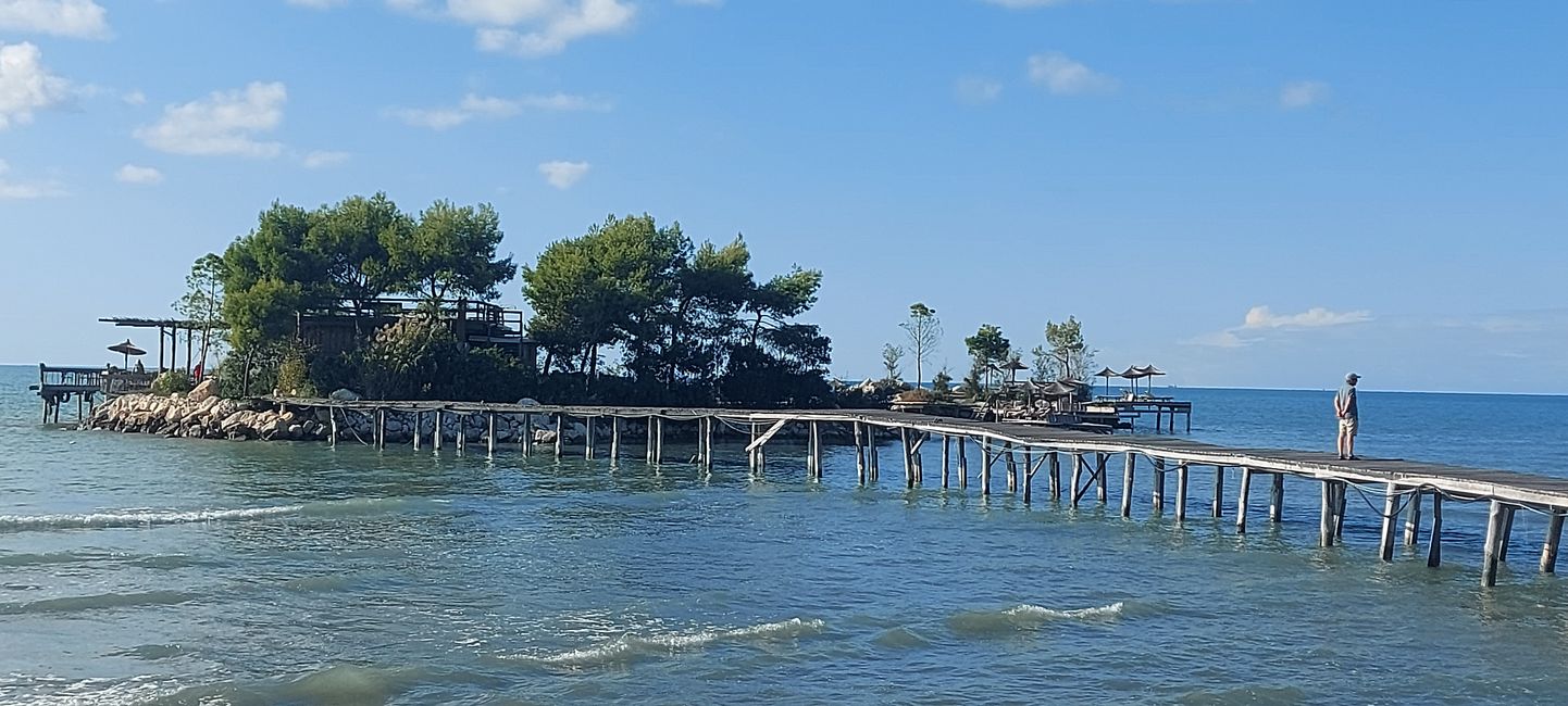 La belle plage des Albanais