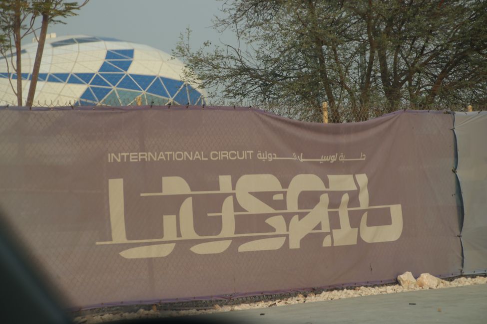 Etiqueta 23: En camino en Doha y el desierto
