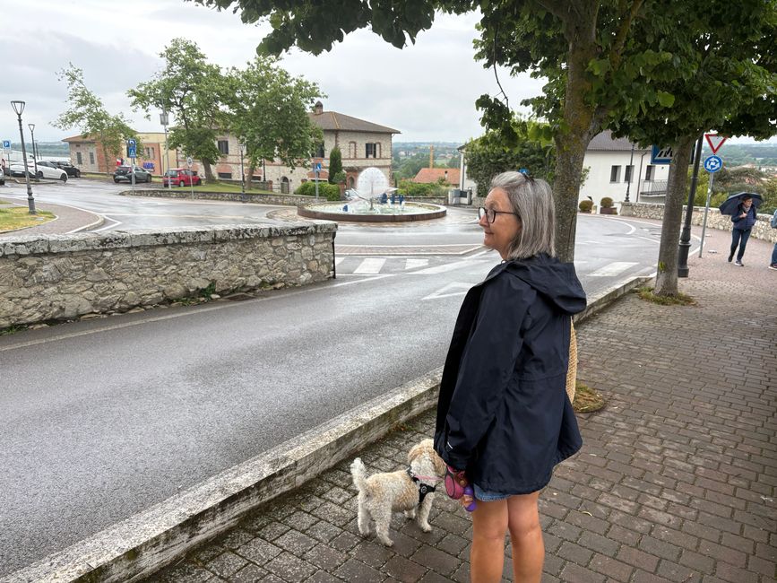 Samstag: Reisetag Sonntag: ein regnerischer Tag am Trasimenischen See