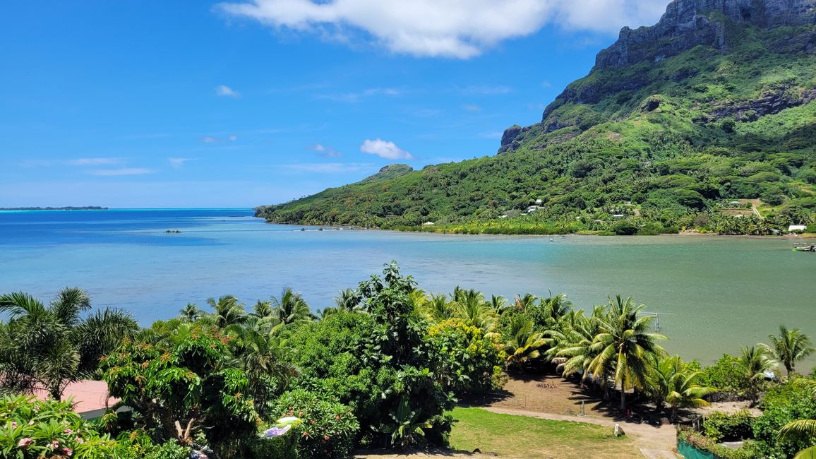 Dedo de Dios y Playa Matira / Bora-Bora