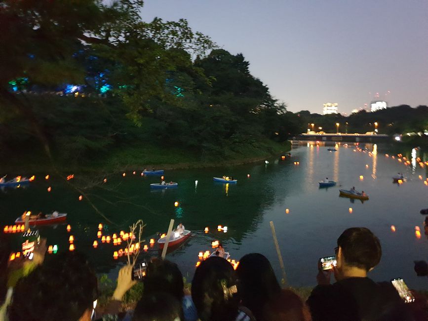 在灯笼节中纪念