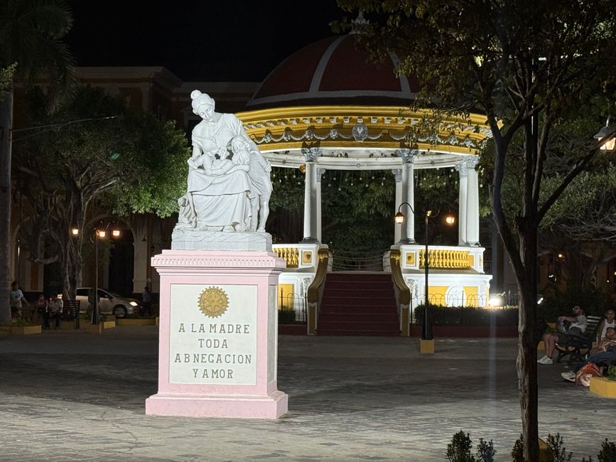 Plaza Mayor nocturna