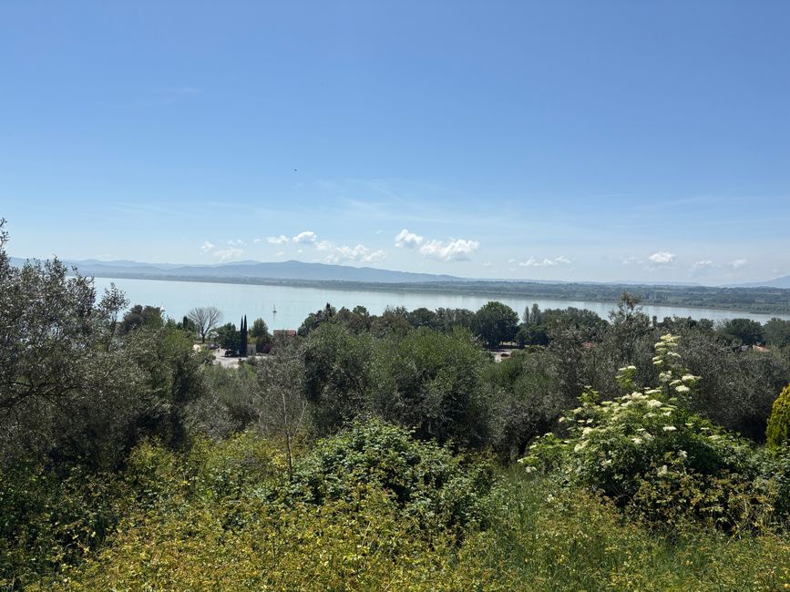 Samstag: Reisetag Sonntag: ein regnerischer Tag am Trasimenischen See
