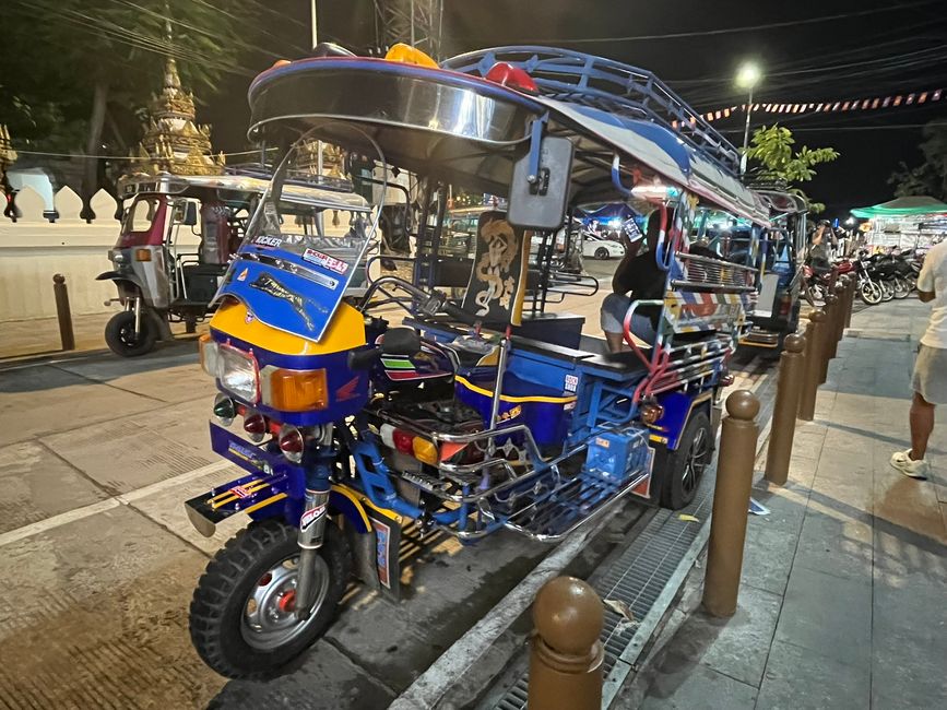 Tuk-tuk