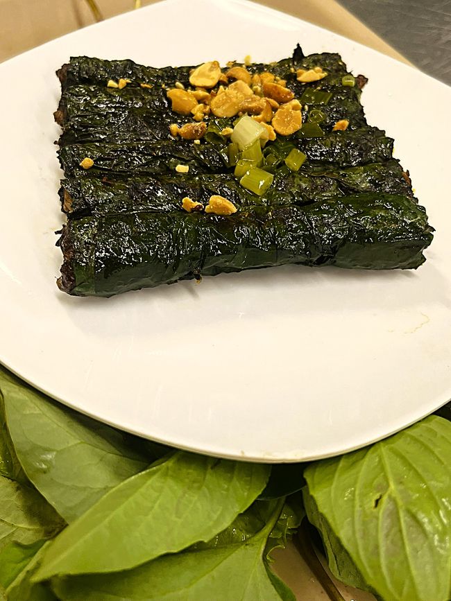 Beef in Betel Leaves, restaurant Bò Lá Lốt Cô Liêng