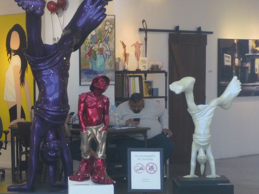 Interessante Galerie 