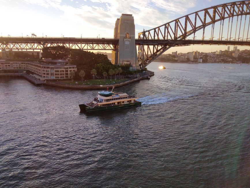 Ausfahrt aus Sydney Harbour