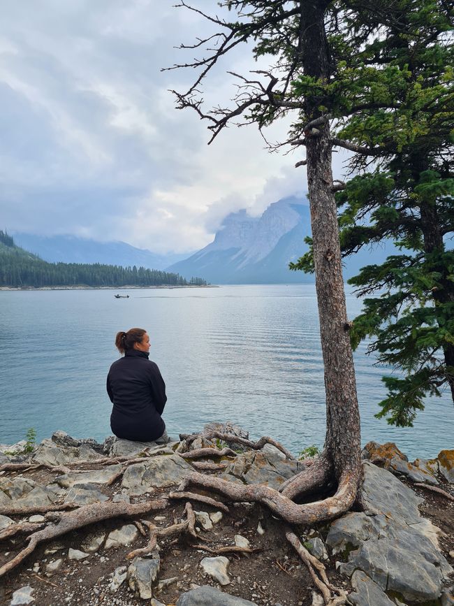 Minnewanka lake