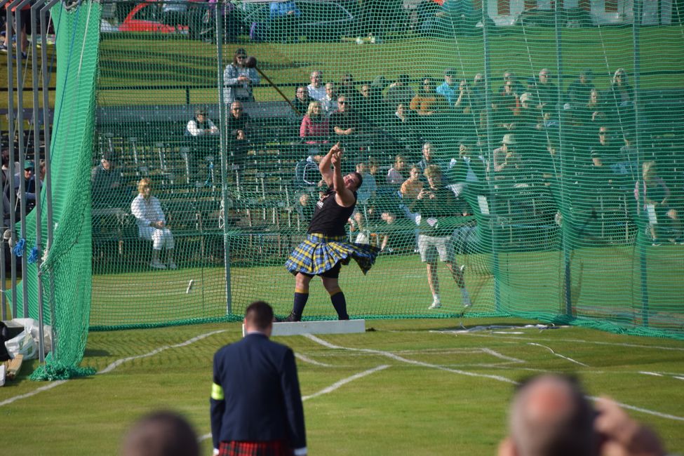 Strong Men, Pipes and Drums