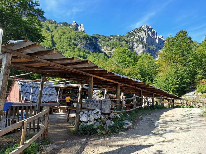 Escursione da Valbona a Theth