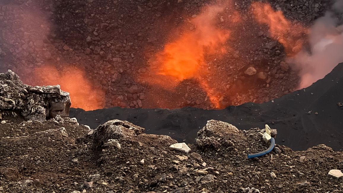 马萨亚火山 / 圣地火口