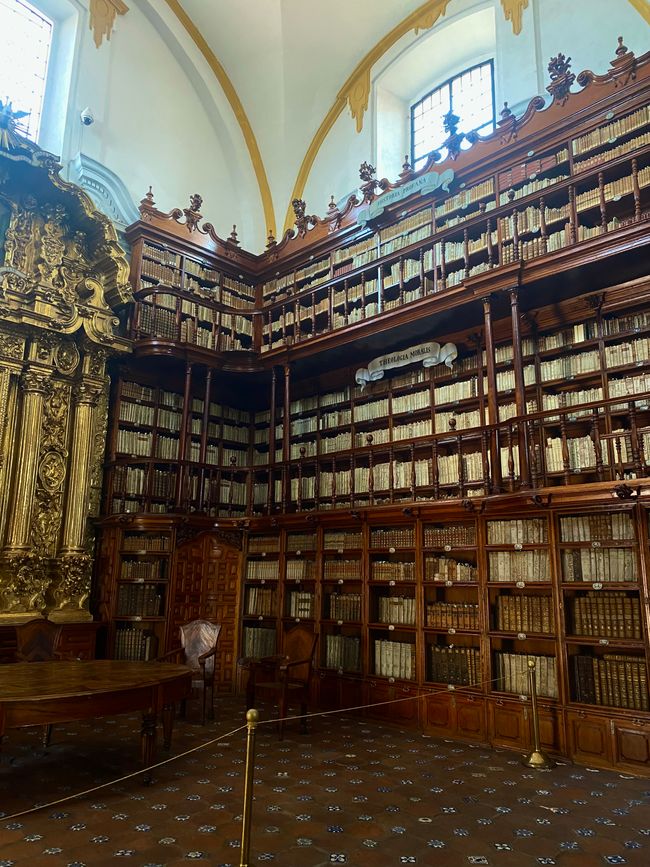 la plus ancienne bibliothèque du Mexique