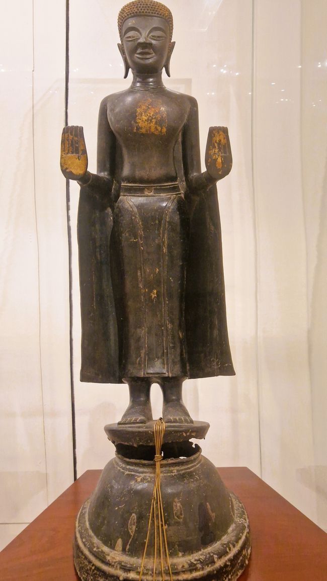 COPE - Cooperative Orthotic and Prosthetic Enterprise and our search for Laotian identity?