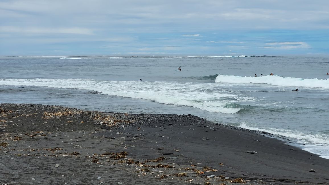 Tour around the edge of Tahiti-Nui