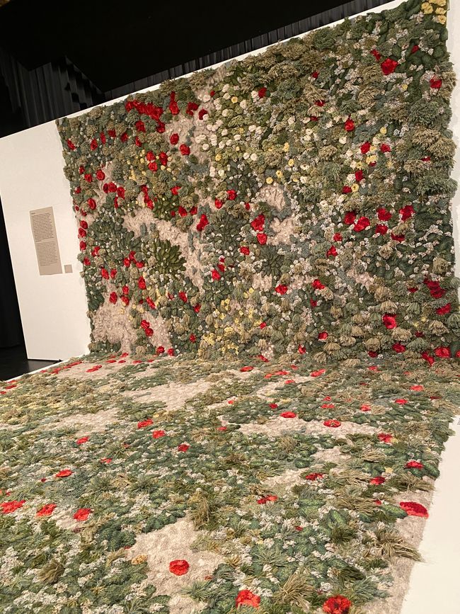 Dieser Teppich war aus Wolle hergestellt