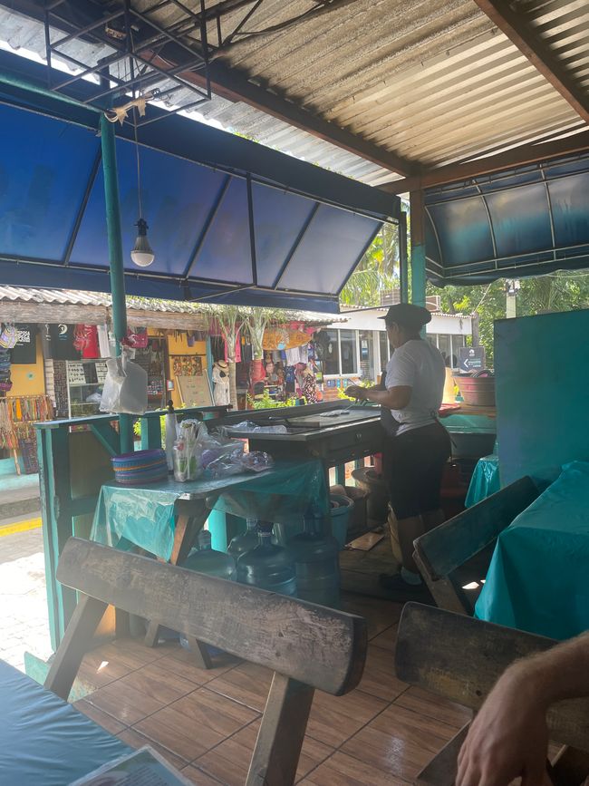 Lokales Restaurant in El Tunco