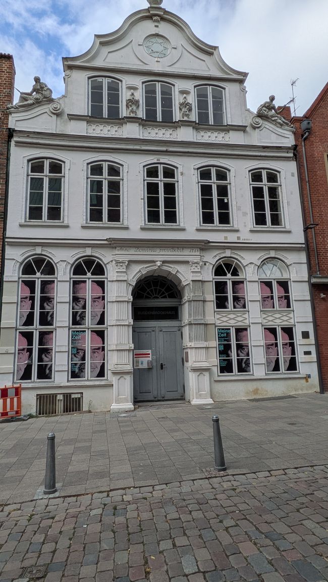 Lübeck: Altstadt der Hansestadt auf einer Insel