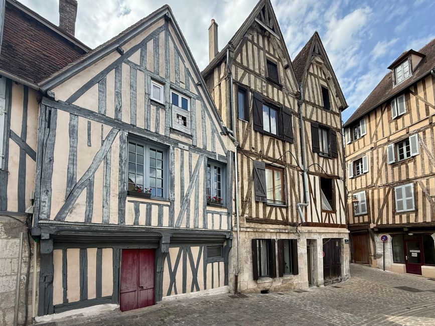 Freundliches Auxerre