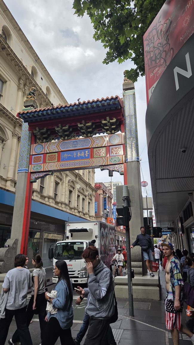 China 🇨🇳Red in Chinatown