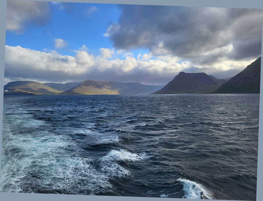 Blick zurück nach Ísafjörður