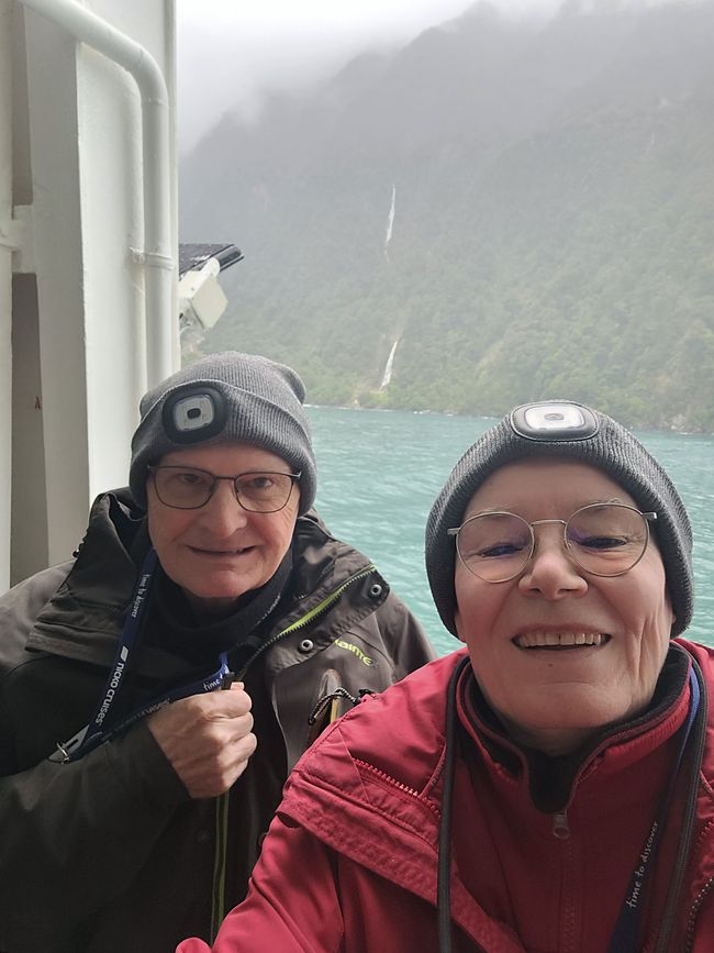 Tag 87 von 175: Kreuzfahrt rund um die Welt - Kreuzen im Milford Sound/Neuseeland