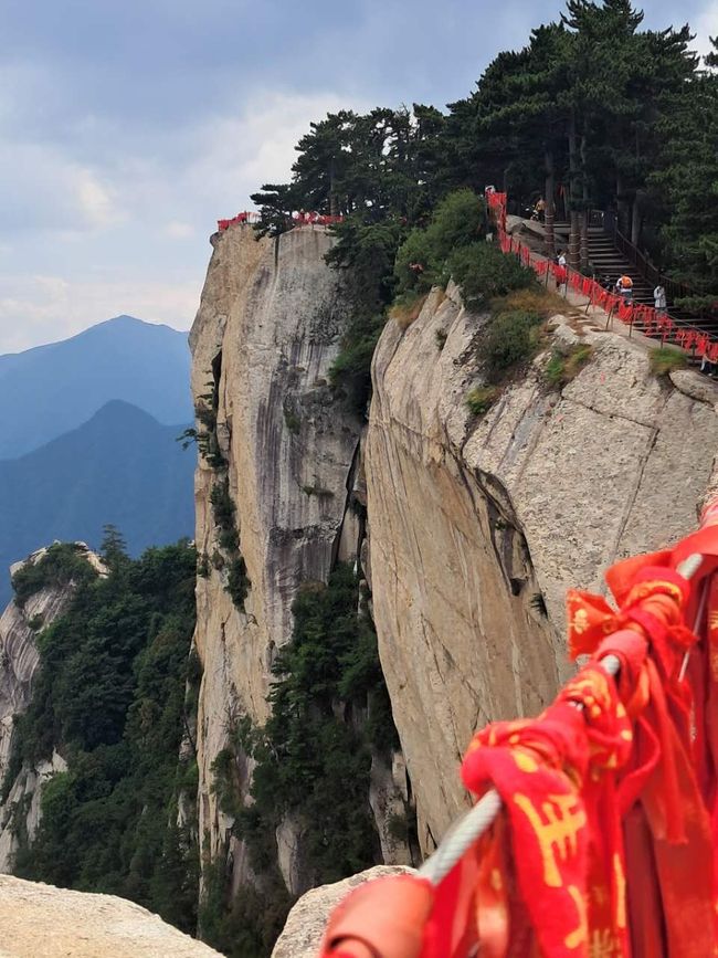Hua ⛰️ montagna sacra/ Xian/ volo di ritorno 🥰