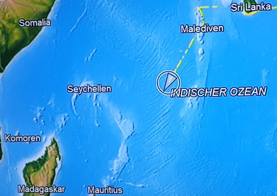 Día 127 y 128 hasta 131 de 175: Crucero alrededor del mundo - Malé/Maldivas y cuatro días en el mar