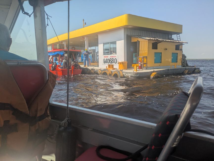Rio Negro + Rio Solimões gleich  Amazonas