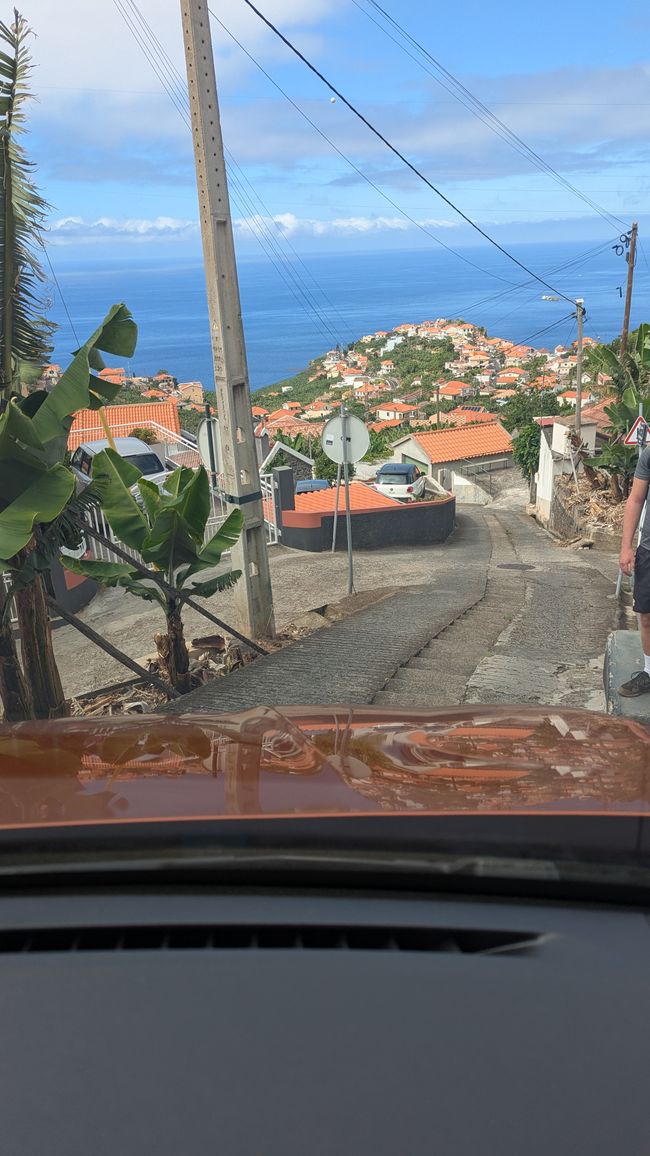 Steile und enge Straßen....