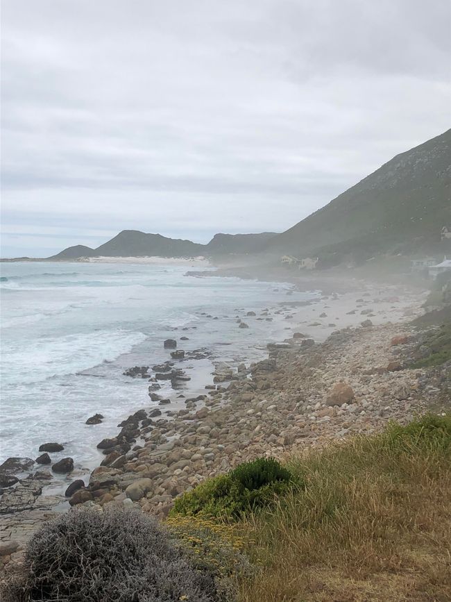 Blick zum Misty Cliff