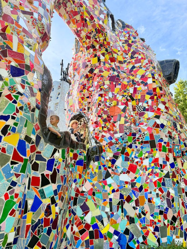 Ein Feuerwerk aus Farben und Formen.