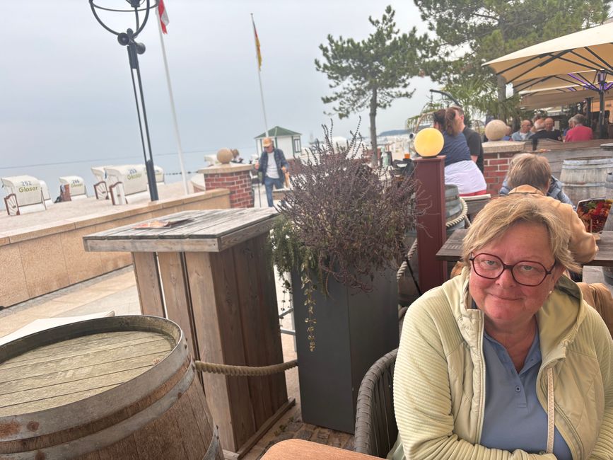 und zum Strandbier