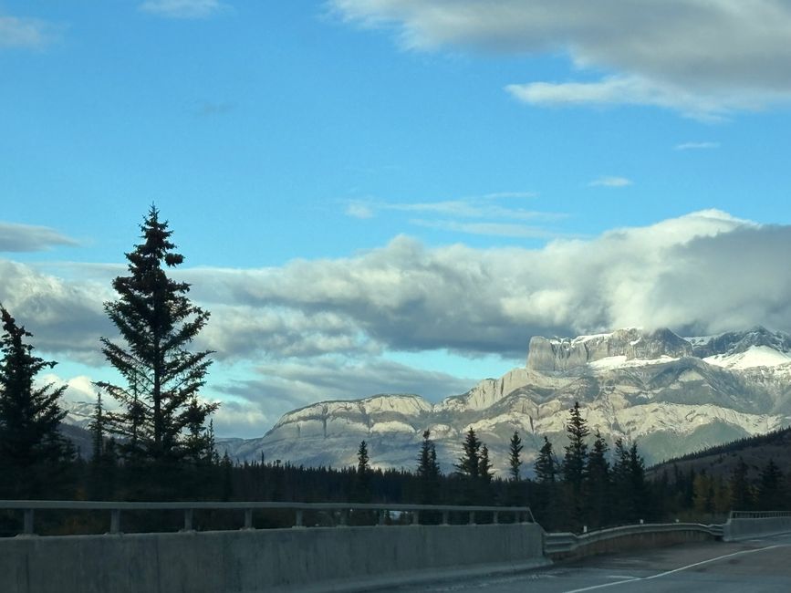 Tag 12 - 🏔️ Wasserfälle, Wetterkapriolen & Wellness – ein (fast) perfekter Tag in Jasper