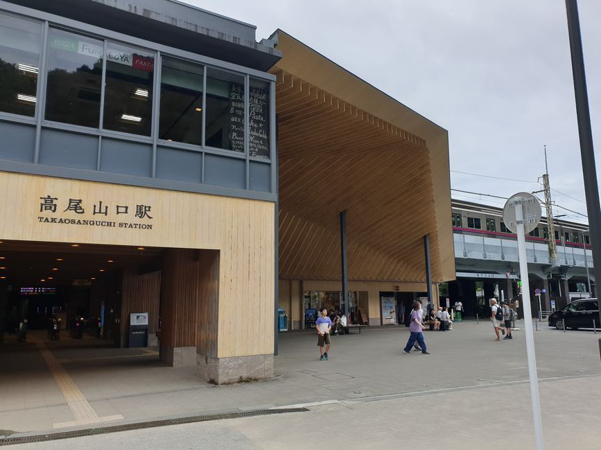 Takaosanguchi Station