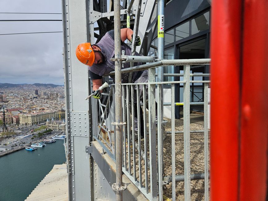 Renovierung des Mittelturms der Teleférico del Puerto