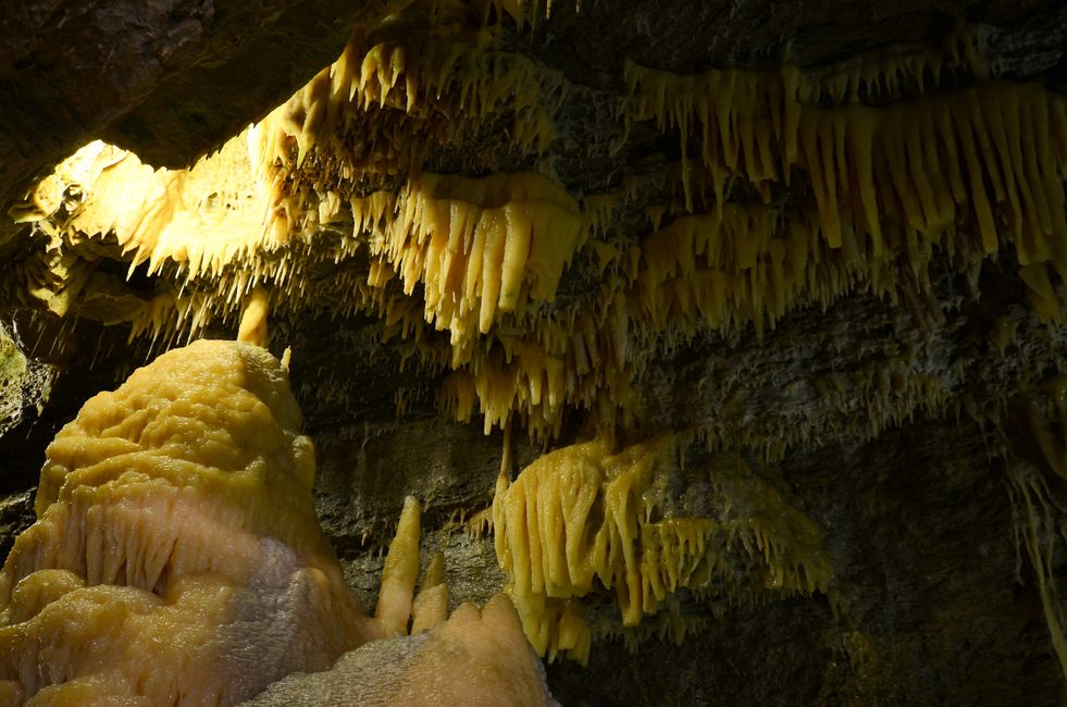 EXPLOSIVE ÜBERRASCHUNG - die Eberstadter Tropsteinhöhle
