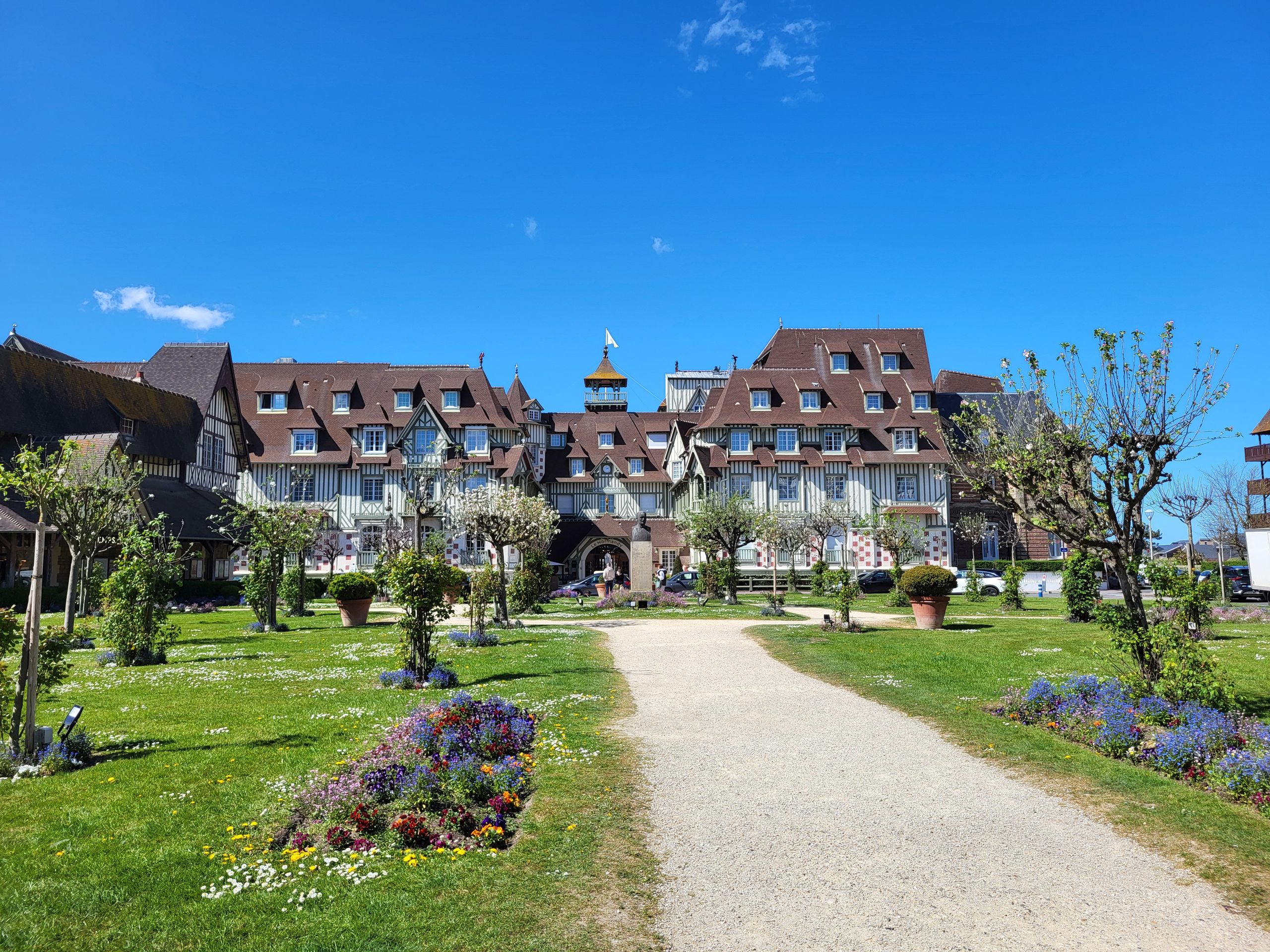 Hotel Normandy