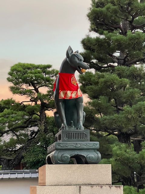 10.000 Turisti o 10.000 Torii