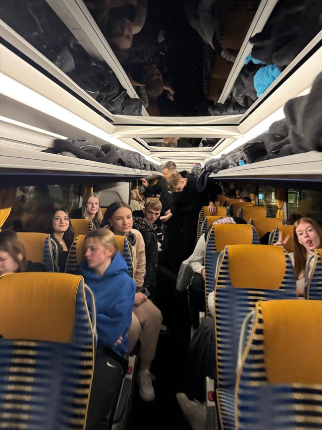 12,5 ore di viaggio in bus