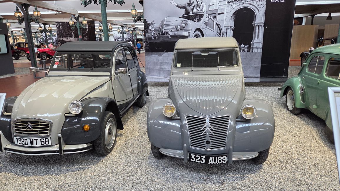 links der letzte 2 CV vom Band
