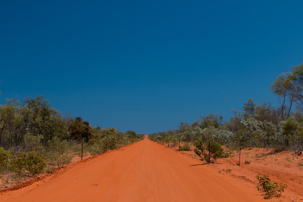 Western Australia and Ayers Rock