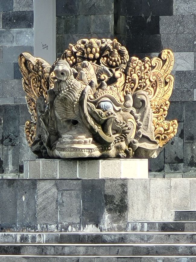 Jour 111 et 112 sur 175 : Croisière autour du monde - Benoa/Bali