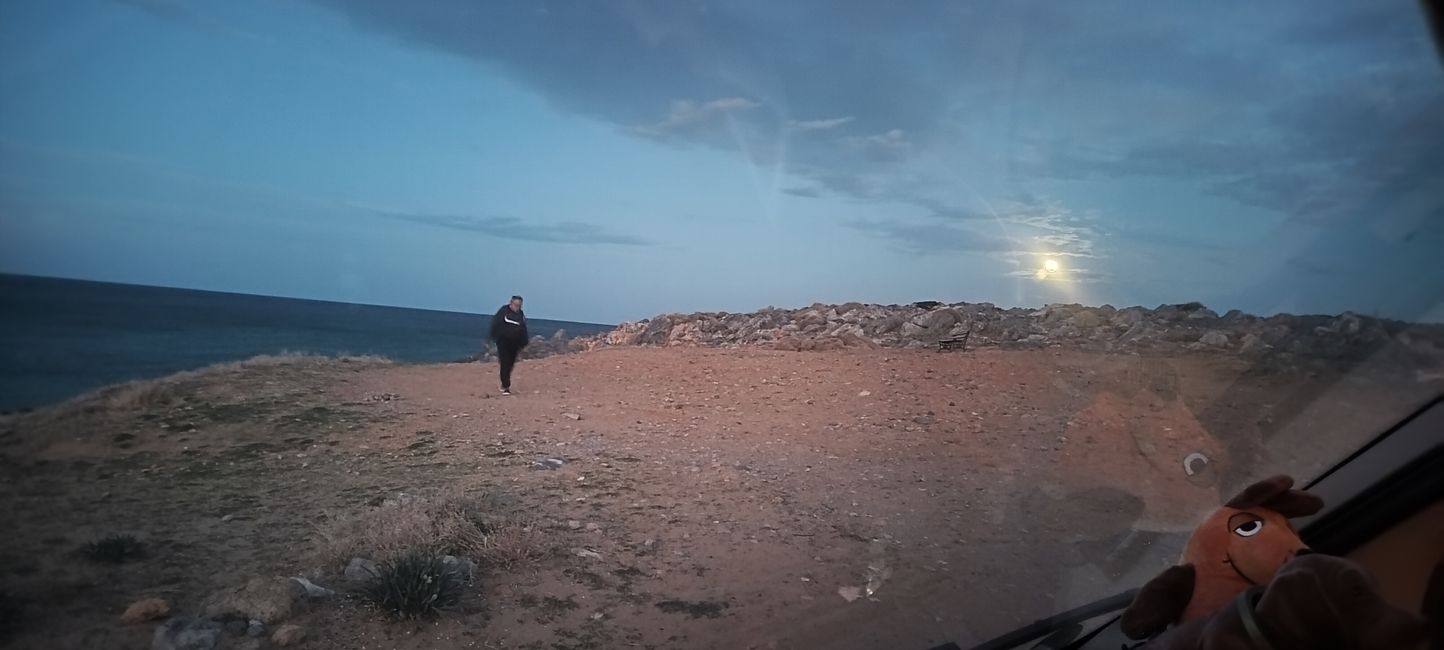 Piena Luna su Malia