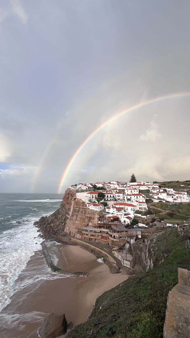 Und unglaublicher Regenbogen über Azenhas do Mar