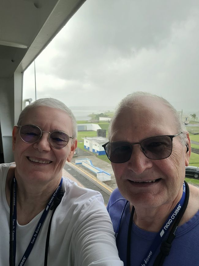 Day 41 of 175: Around the world cruise - Day passage through the Panama Canal
