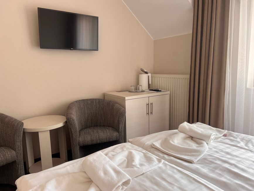 10 nach Keszthely