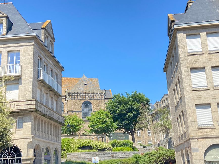 Saint Malo et les toilettes