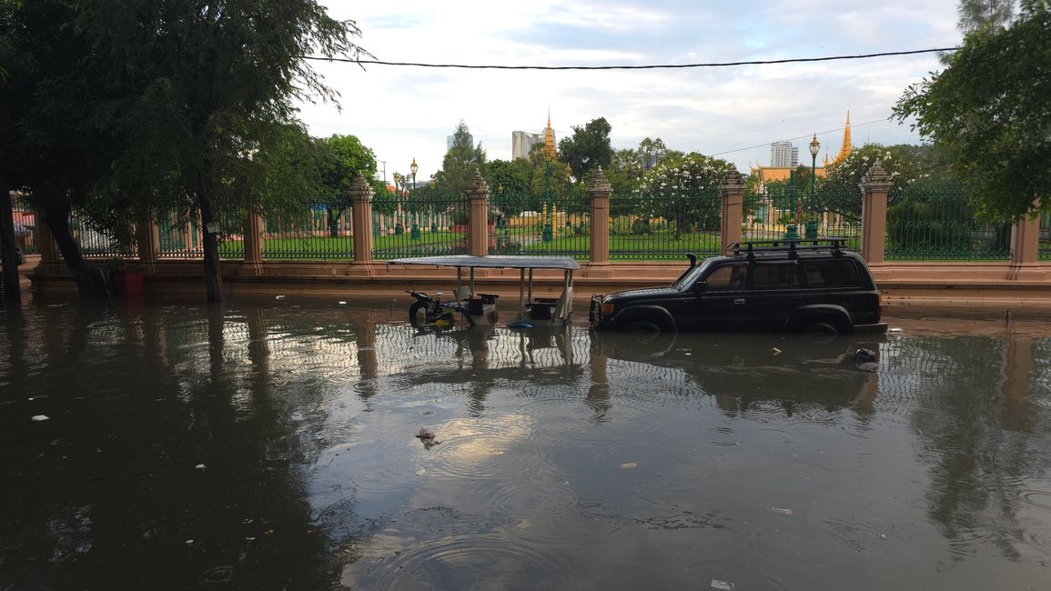 Phnom Penh im Regen